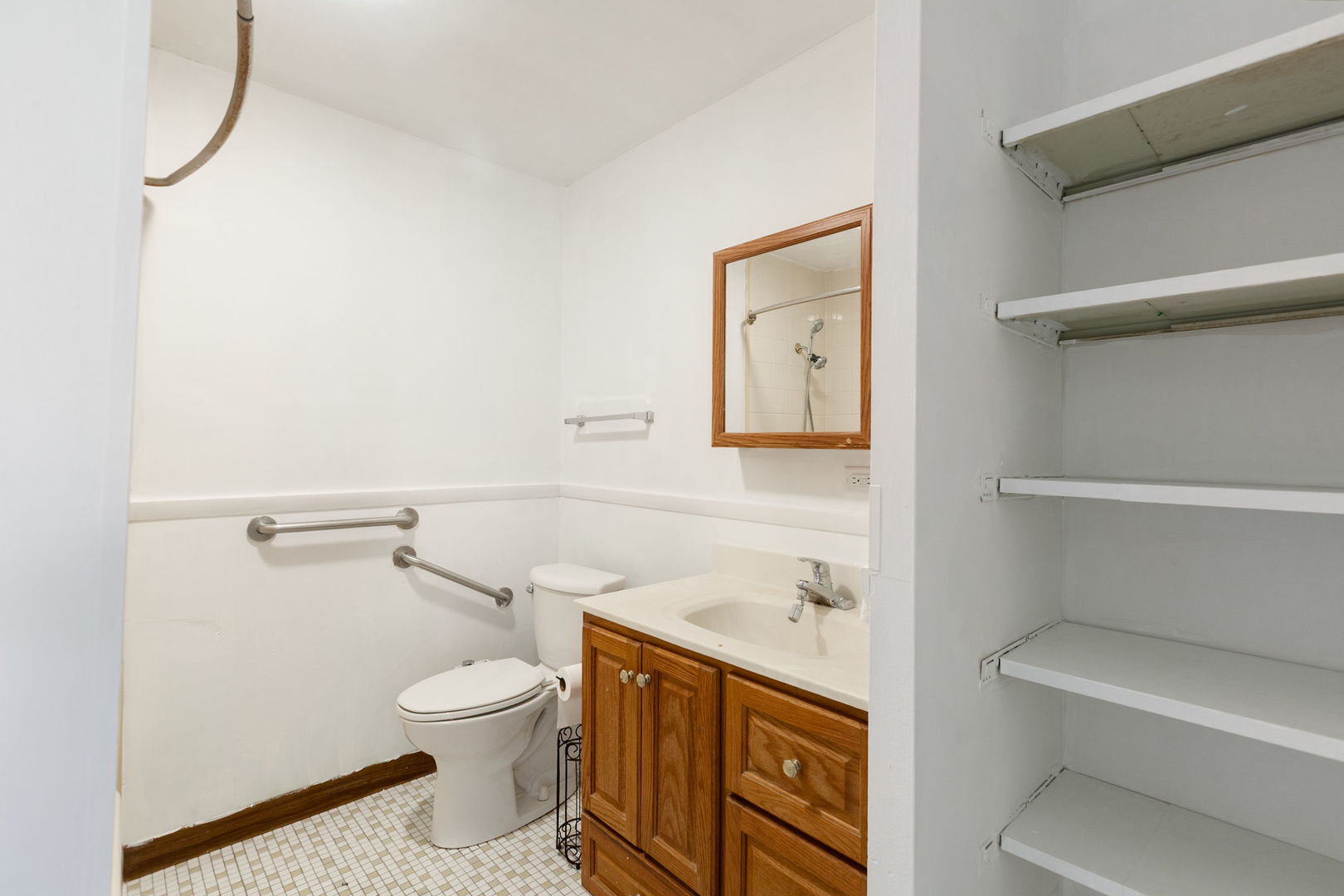 2650 Brookwood Way Drive #203, Rolling Meadows, IL 60008