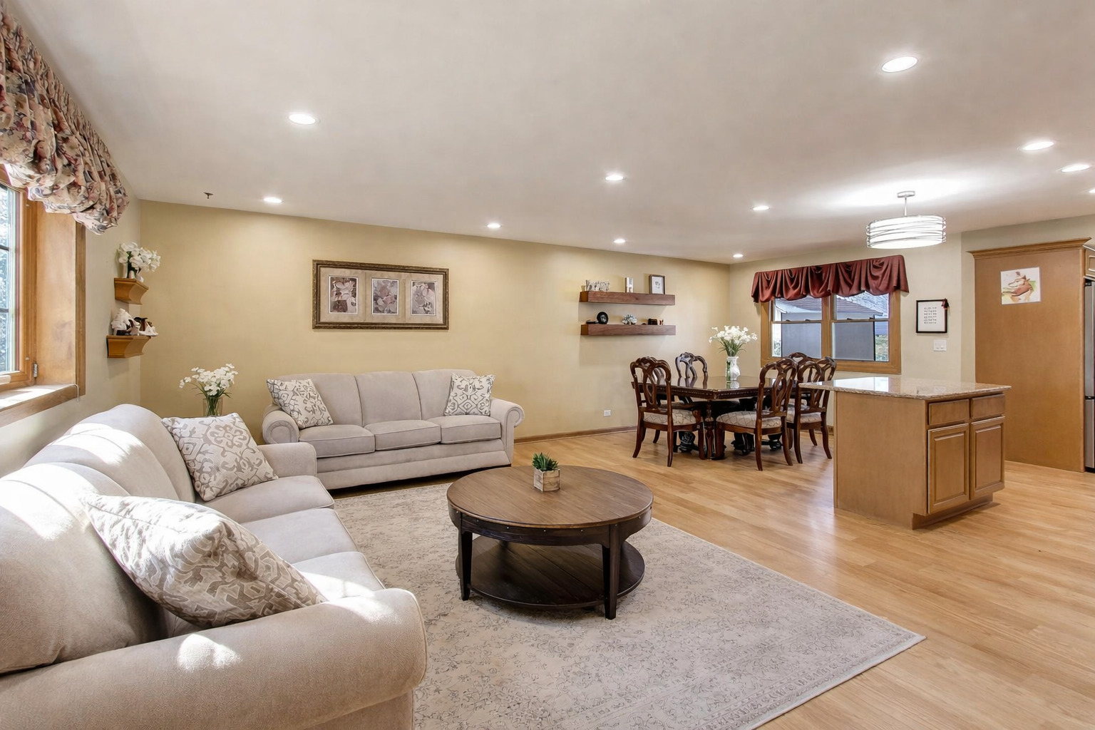 1576 Von Braun Trail, Elk Grove Village, IL 60007