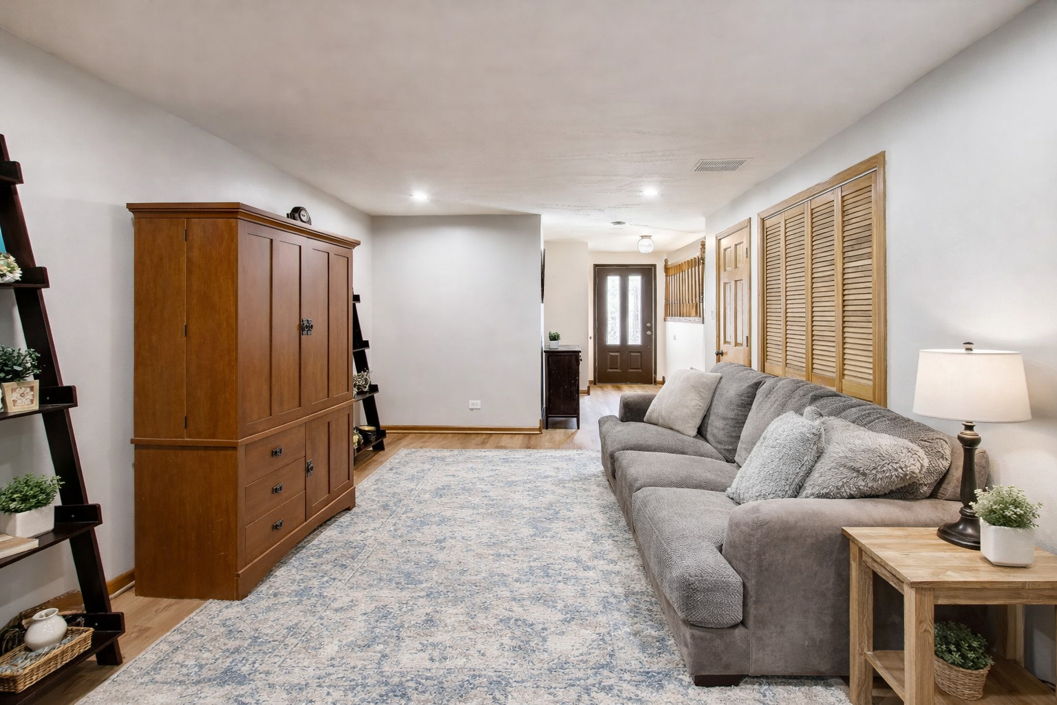 1576 Von Braun Trail, Elk Grove Village, IL 60007