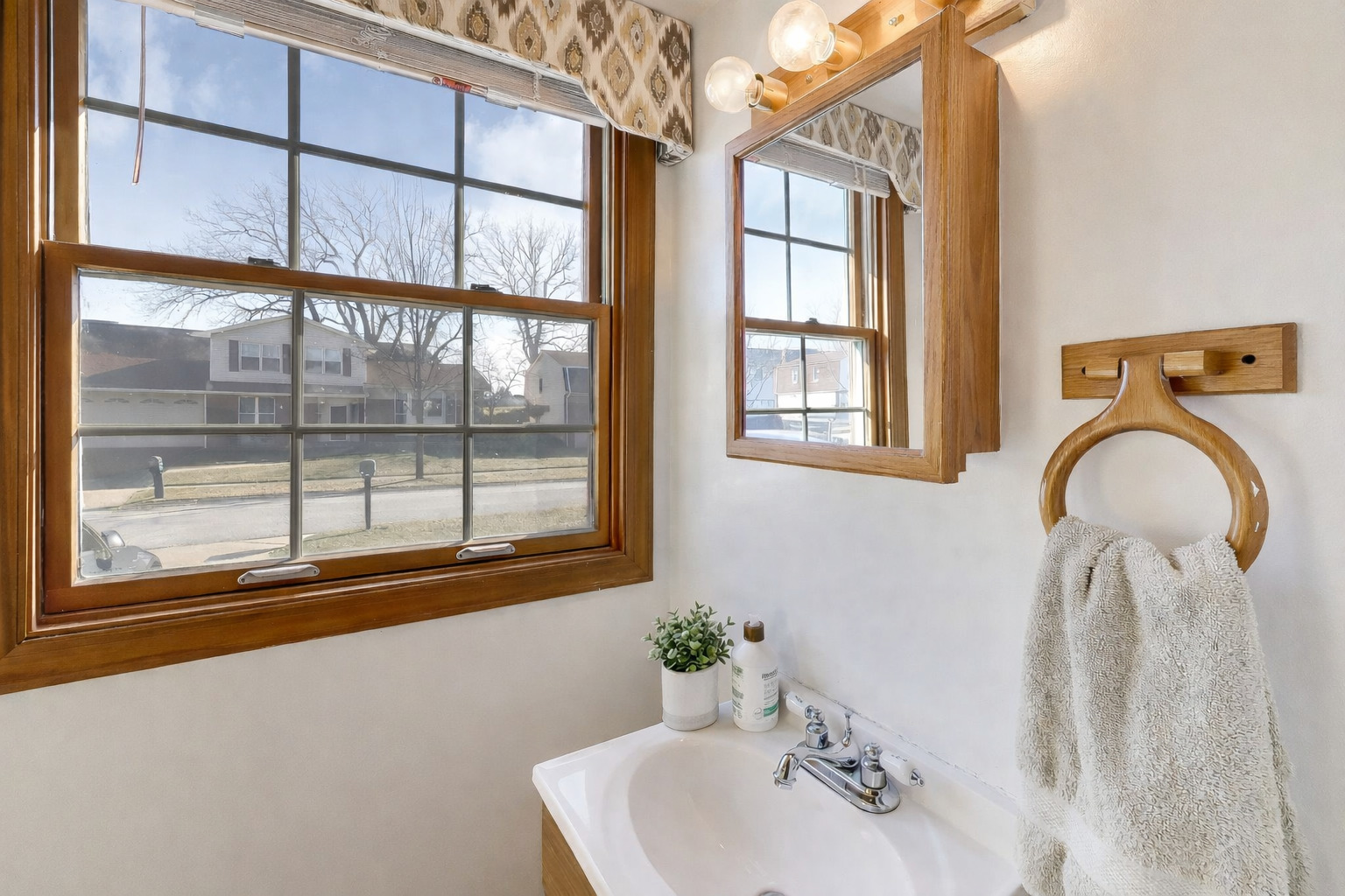 1576 Von Braun Trail, Elk Grove Village, IL 60007