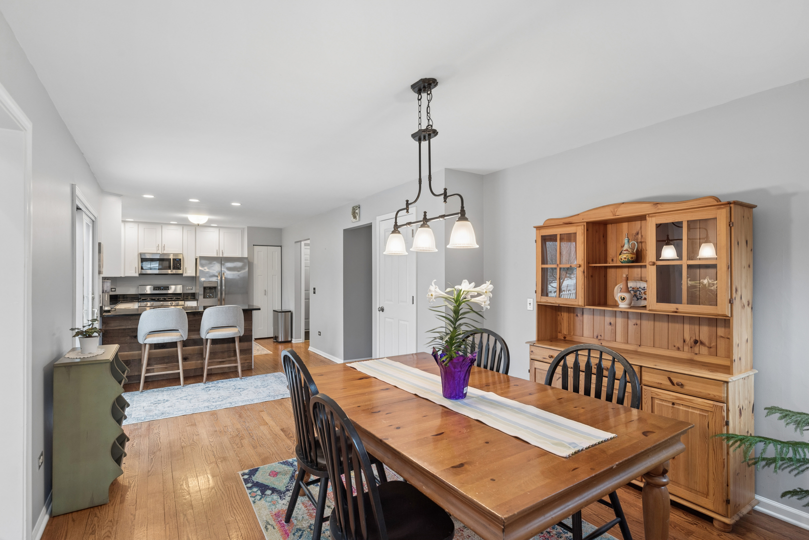 6935 Revere Court, Gurnee, IL 60031