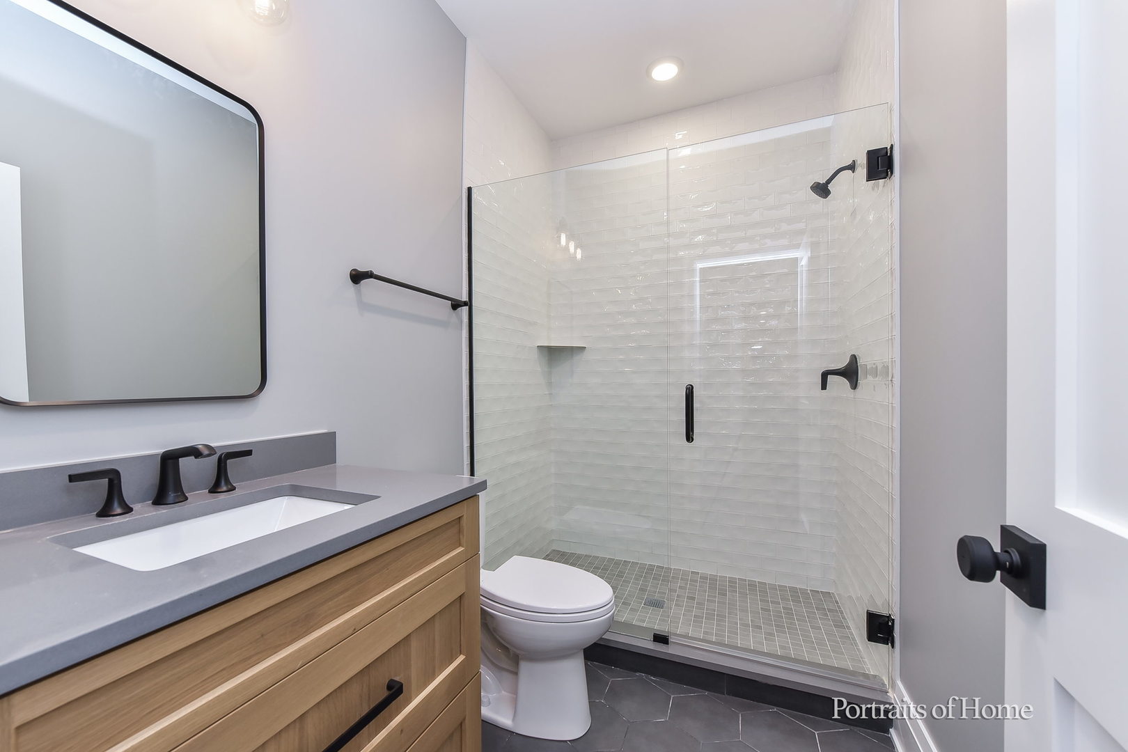 2135 N Lakewood Avenue #1, Chicago, IL 60614