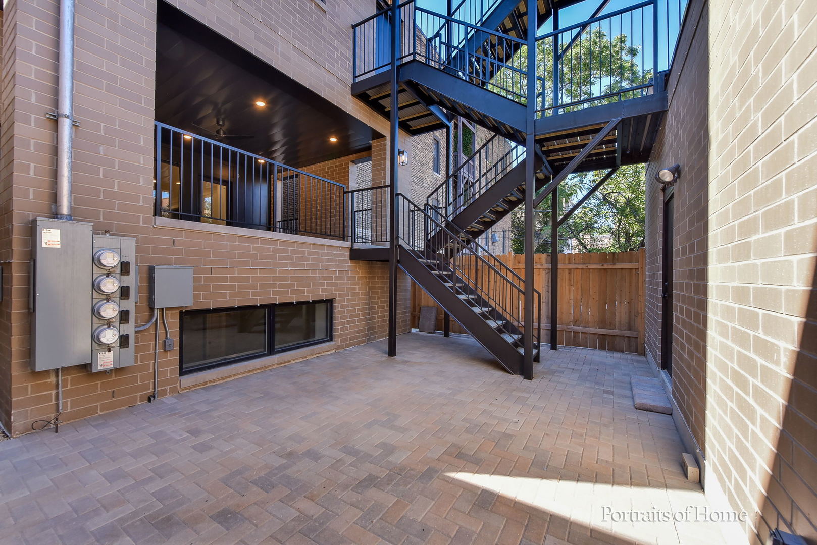 2135 N Lakewood Avenue #1, Chicago, IL 60614