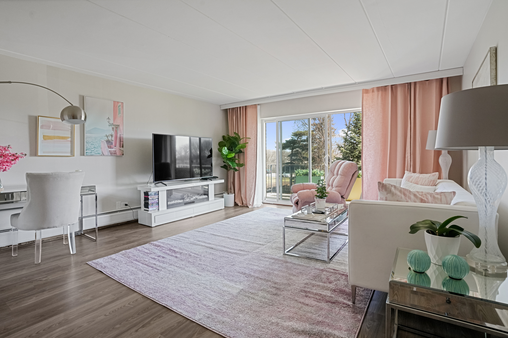 16 E Old Willow Road #223S, Prospect Heights, IL 60070