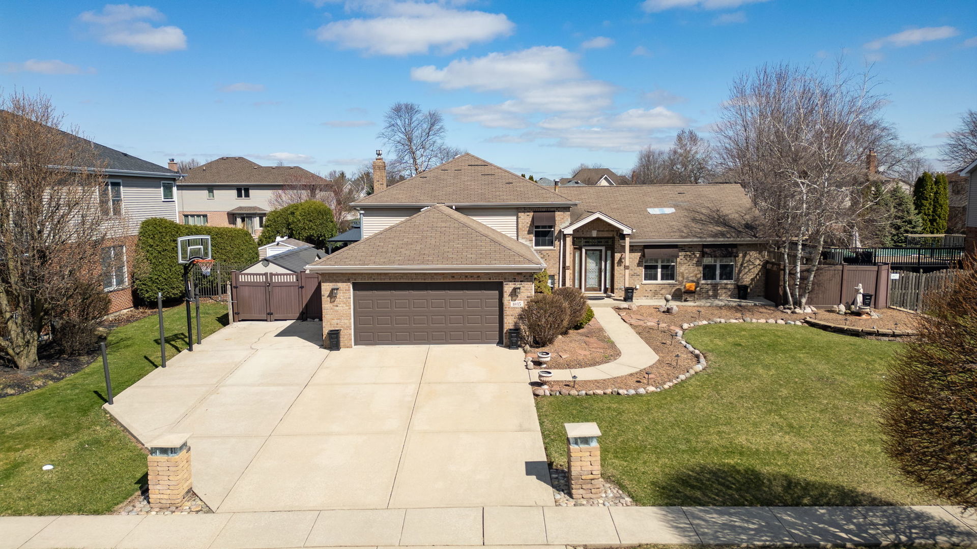 1035 Yamma Ridge, New Lenox, IL 60451