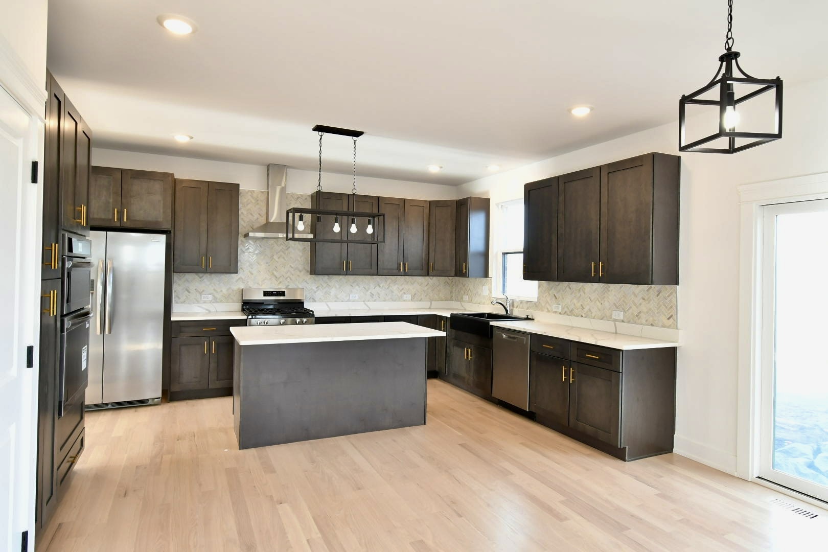 20801 Elwood Street, Lynwood, IL 60411