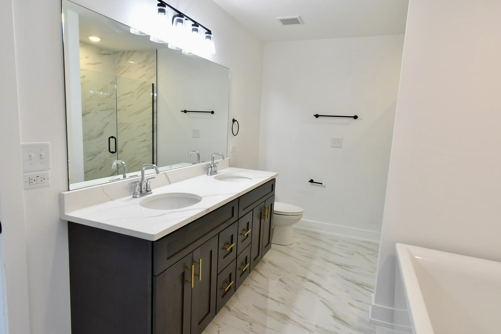 20801 Elwood Street, Lynwood, IL 60411