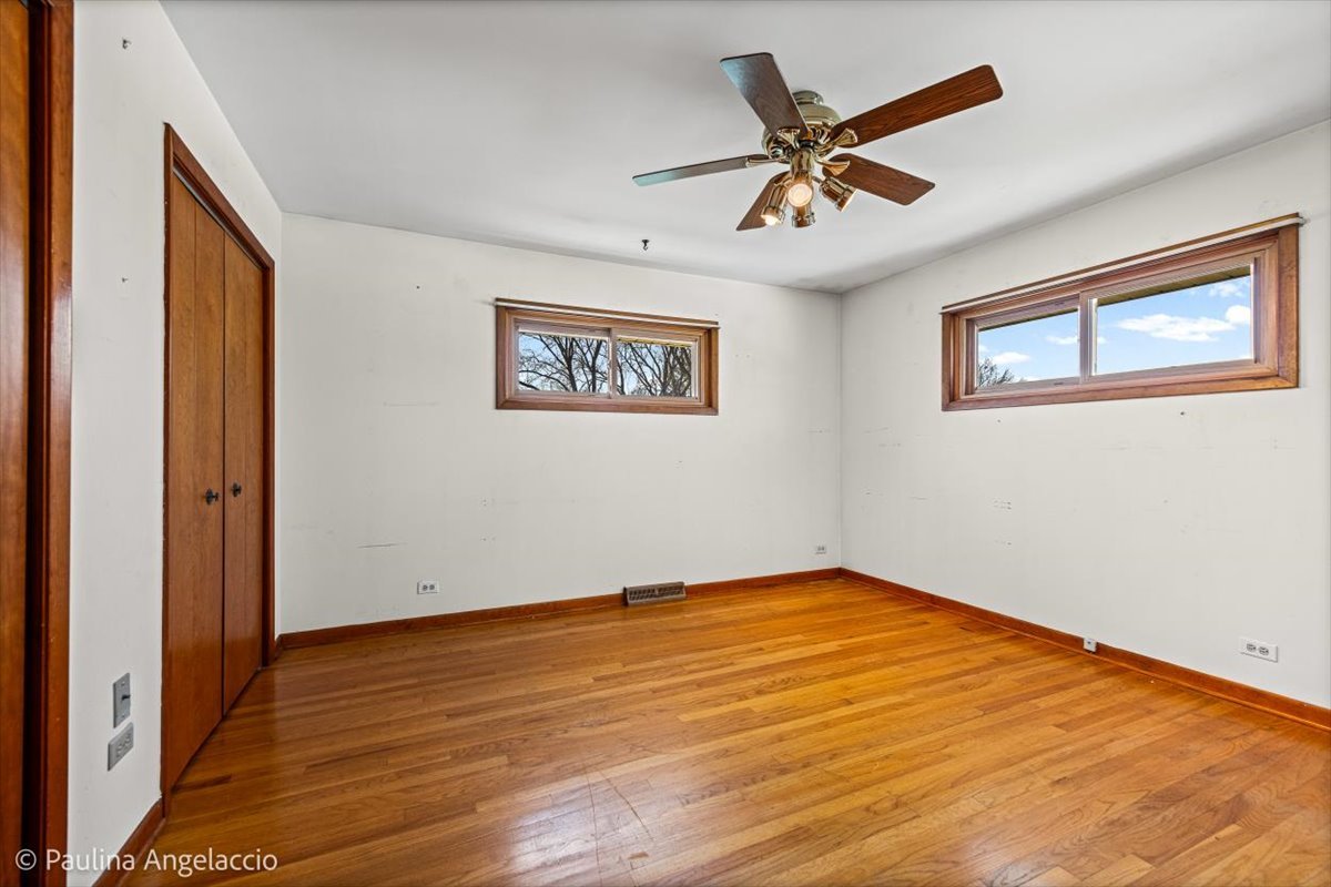 1454 Dayton Place, Des Plaines, IL 60018