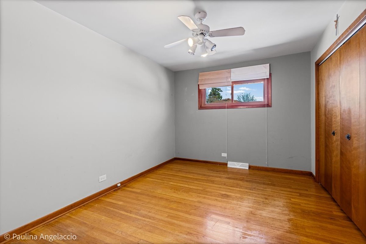 1454 Dayton Place, Des Plaines, IL 60018