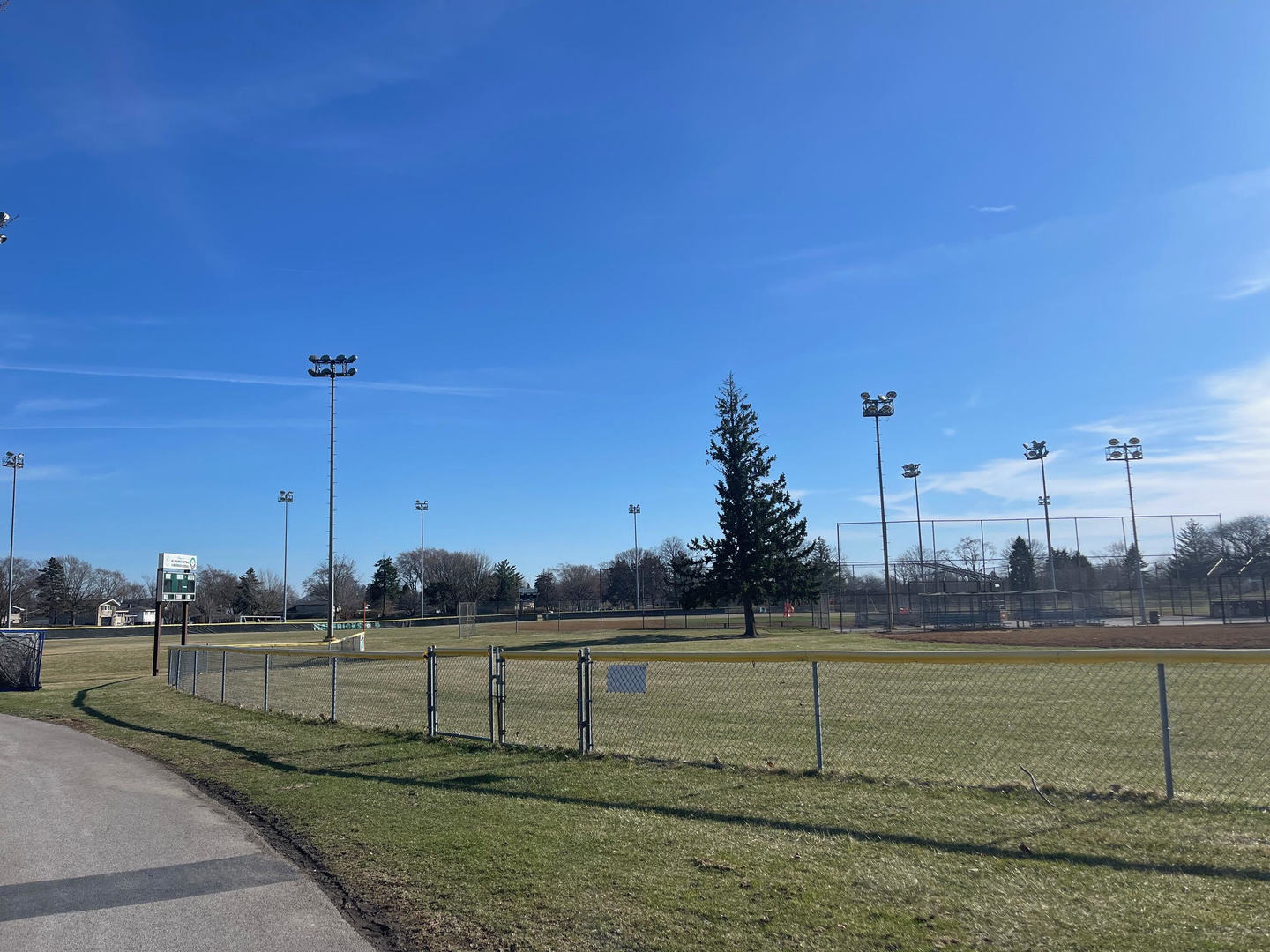 1454 Dayton Place, Des Plaines, IL 60018