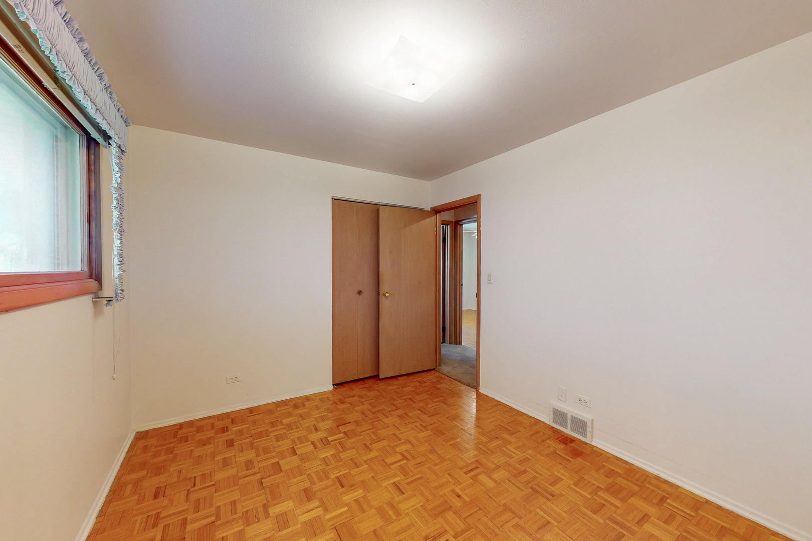 521 Sandy Lane, Des Plaines, IL 60016