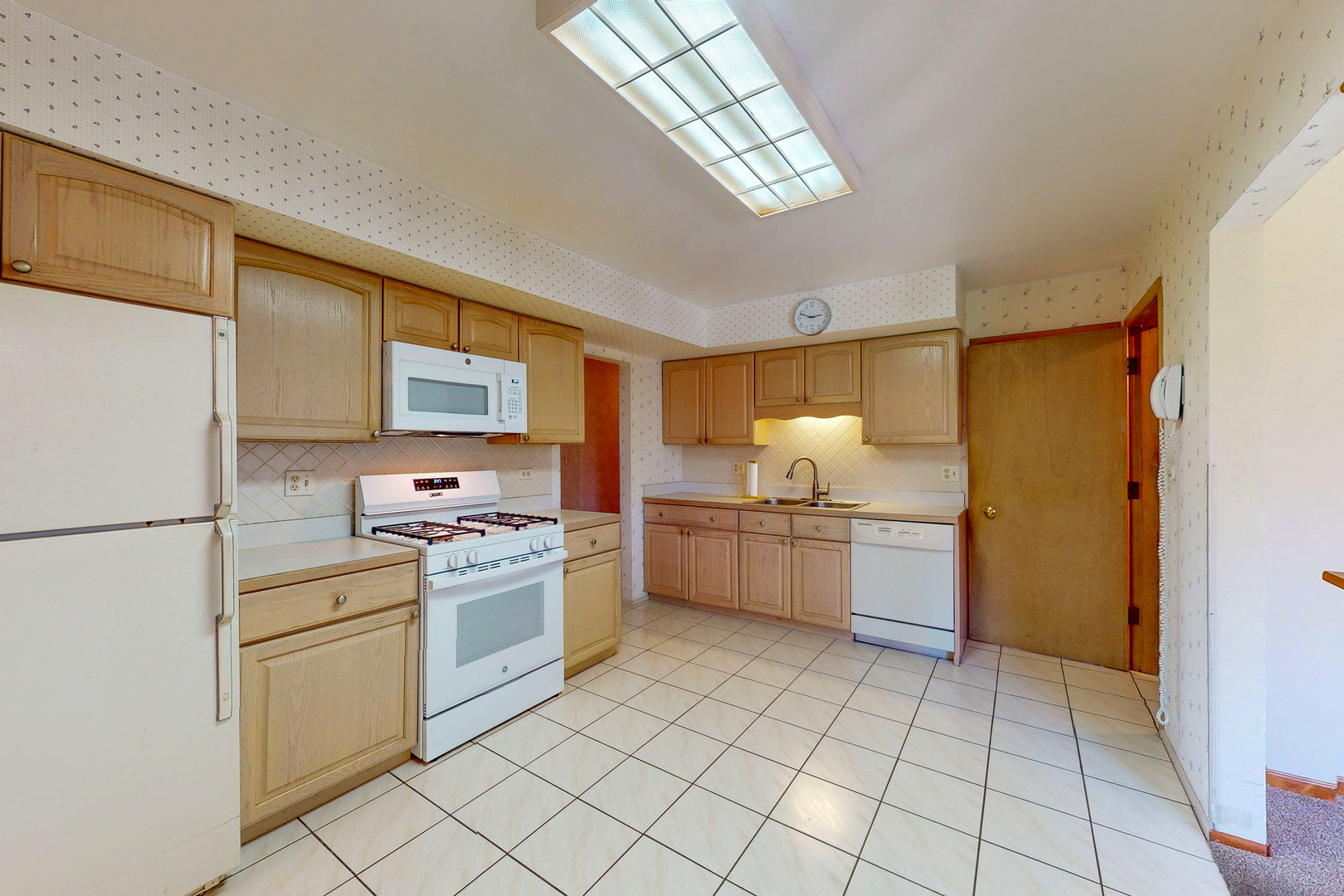 521 Sandy Lane, Des Plaines, IL 60016