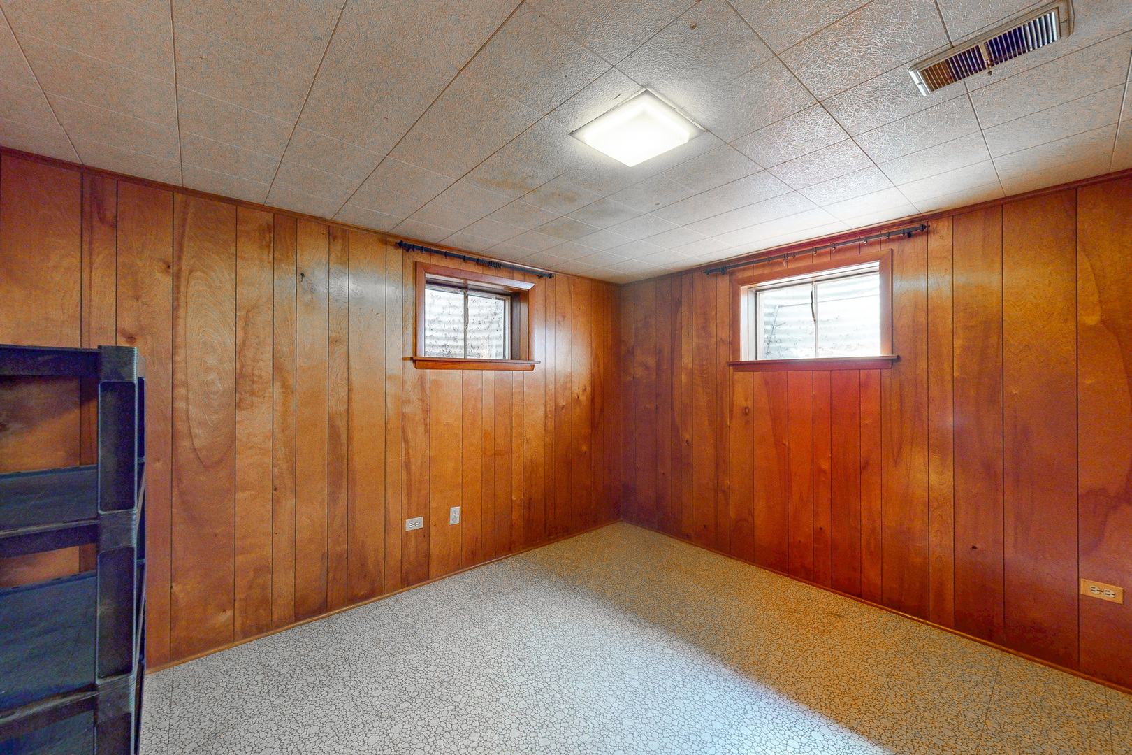 521 Sandy Lane, Des Plaines, IL 60016