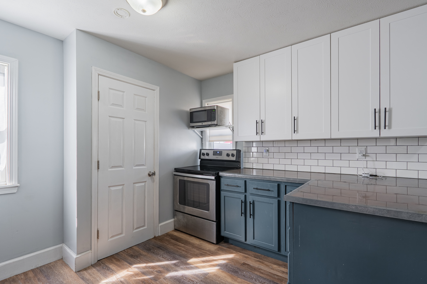 1201 S East Street, Bloomington, IL 61701