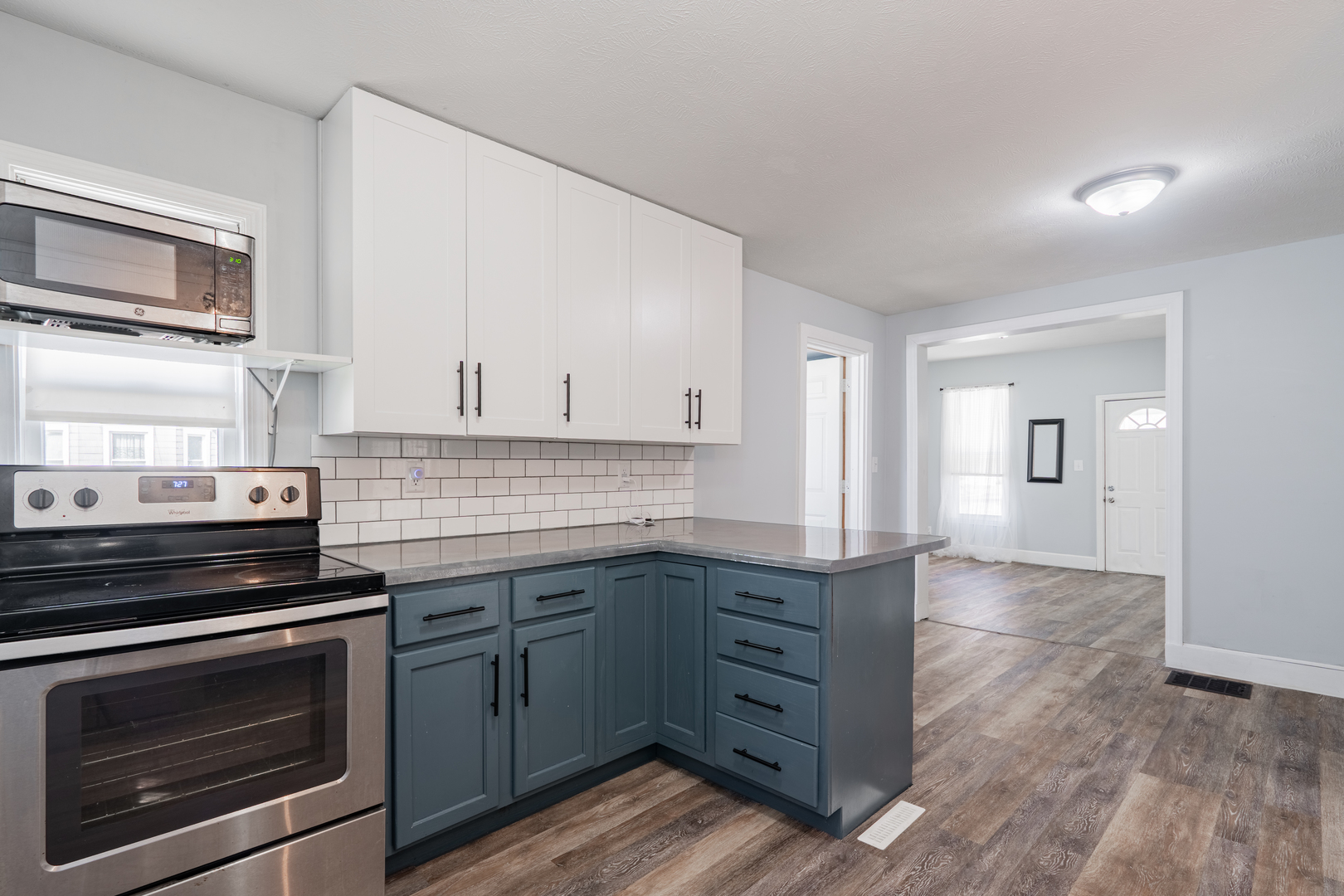 1201 S East Street, Bloomington, IL 61701