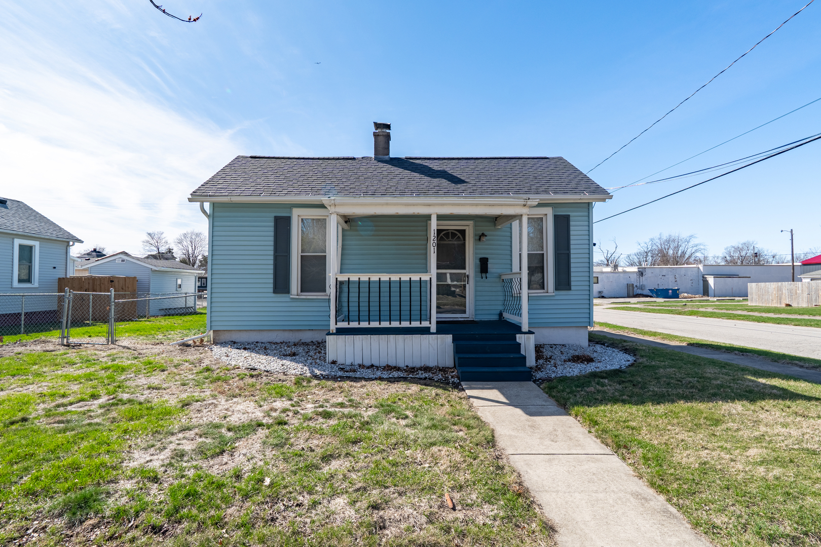 1201 S East Street, Bloomington, IL 61701