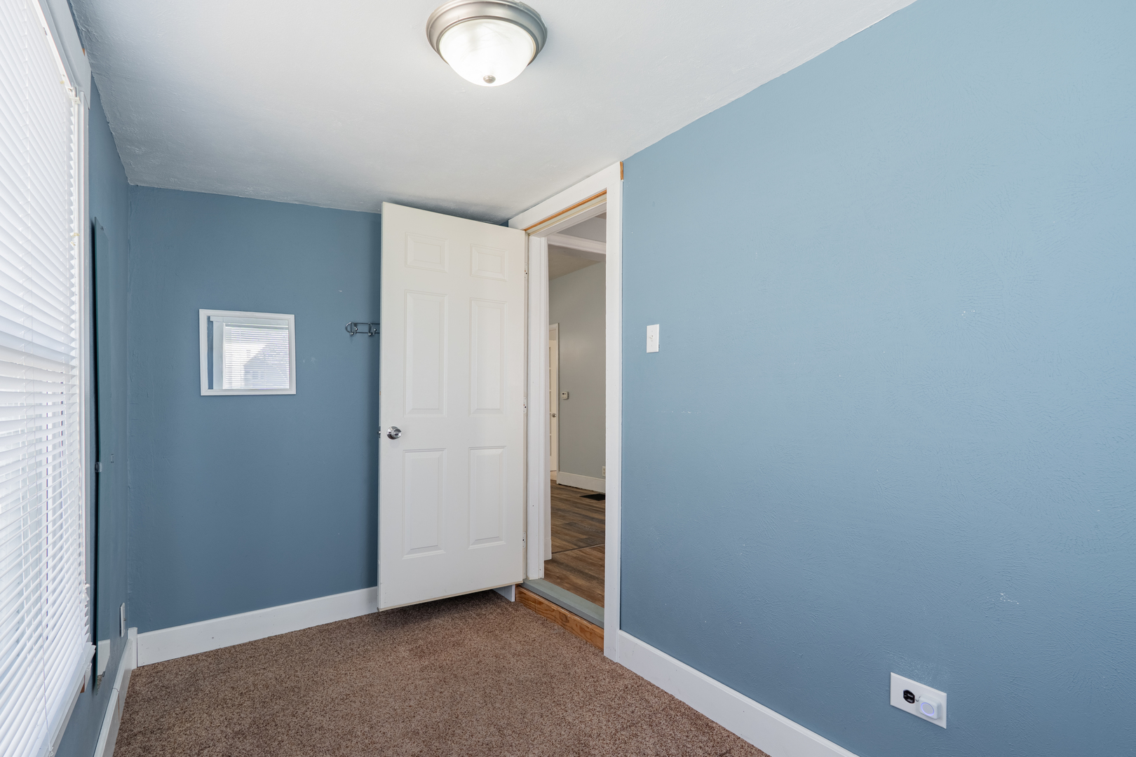 1201 S East Street, Bloomington, IL 61701