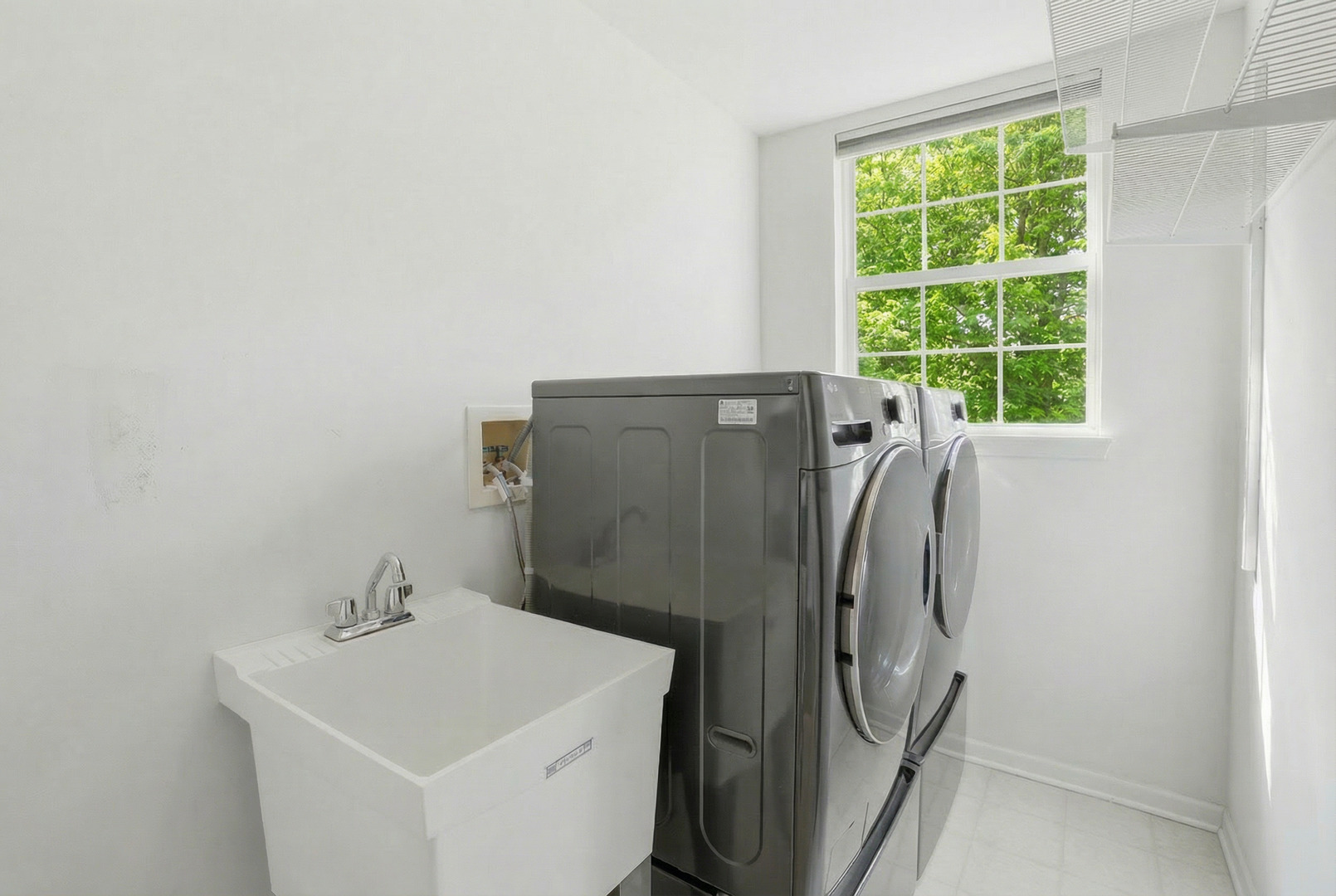 1905 S Osprey Lane, Libertyville, IL 60048