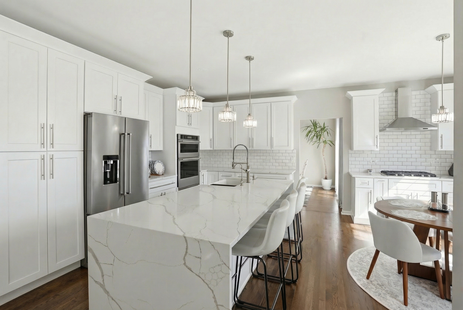 1905 S Osprey Lane, Libertyville, IL 60048