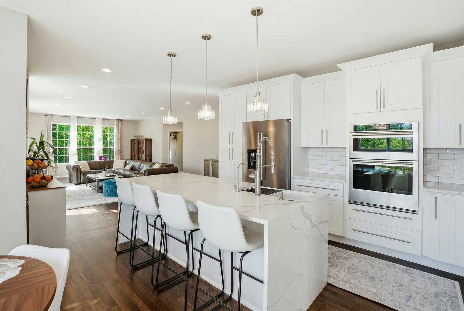 1905 S Osprey Lane, Libertyville, IL 60048