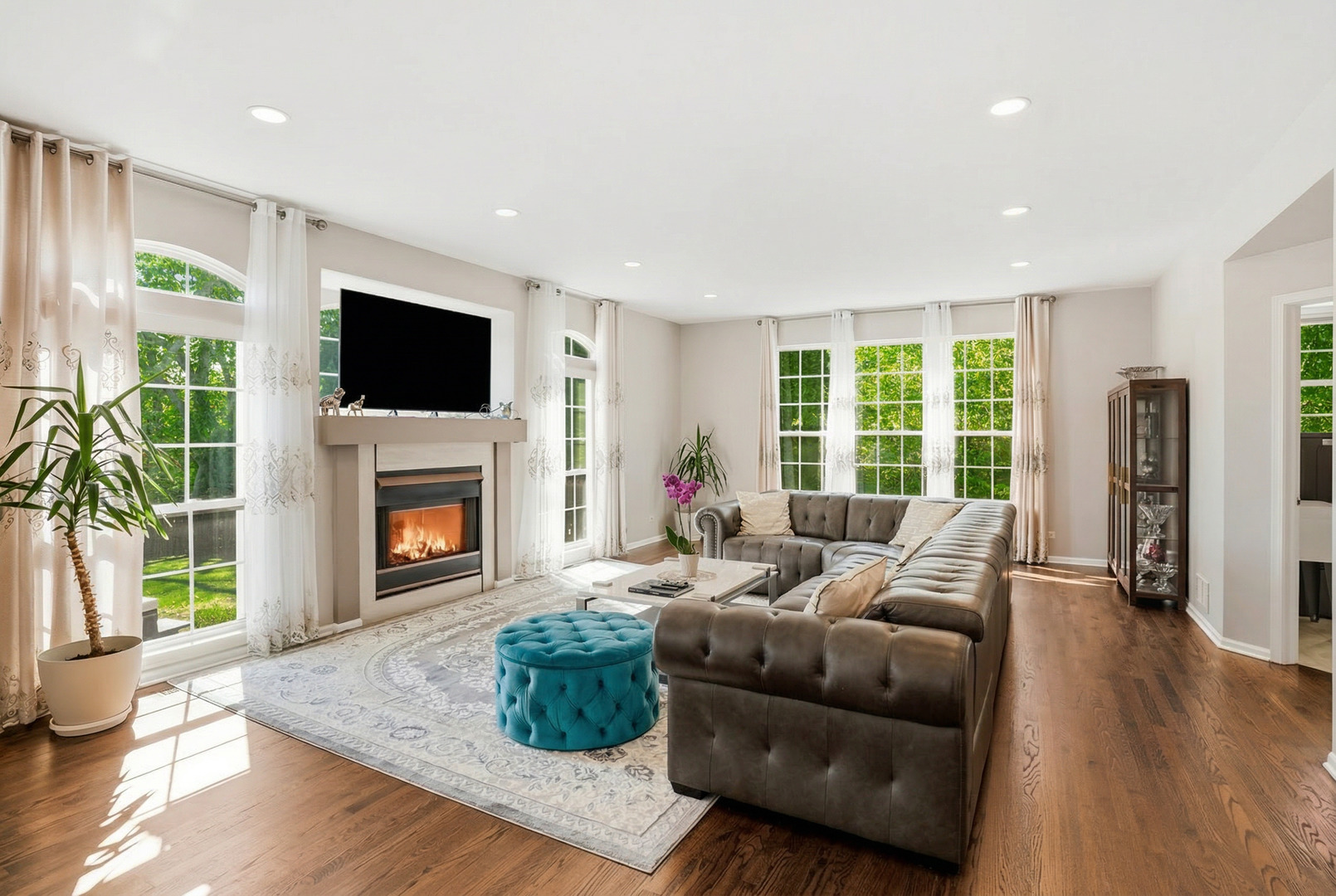 1905 S Osprey Lane, Libertyville, IL 60048