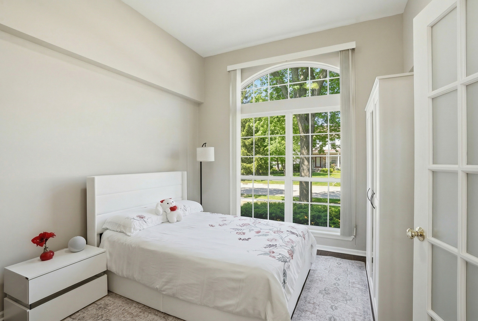 1905 S Osprey Lane, Libertyville, IL 60048