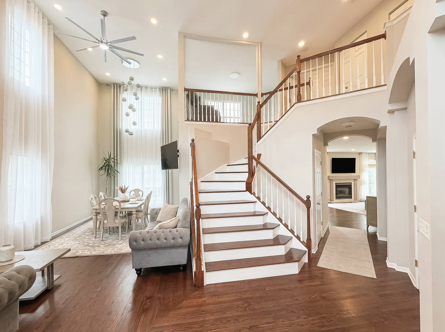 1905 S Osprey Lane, Libertyville, IL 60048