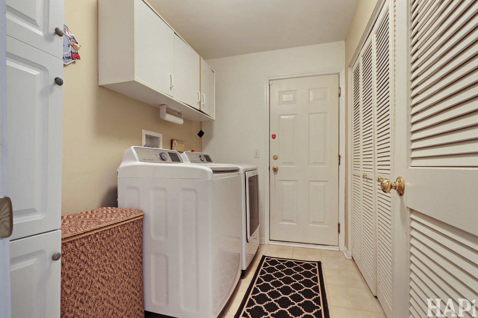 1167 N Oakwood Drive #32-3, Fox Lake, IL 60020