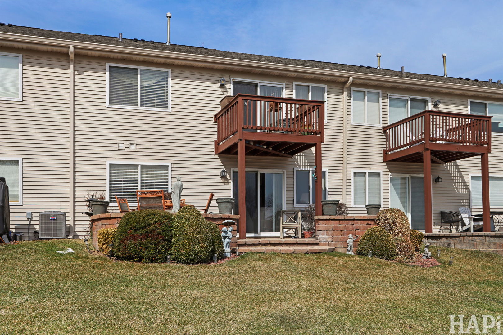 1167 N Oakwood Drive #32-3, Fox Lake, IL 60020