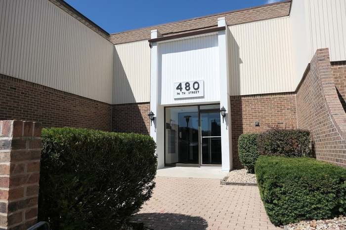 480 74th Street #203, Downers Grove, IL 60516