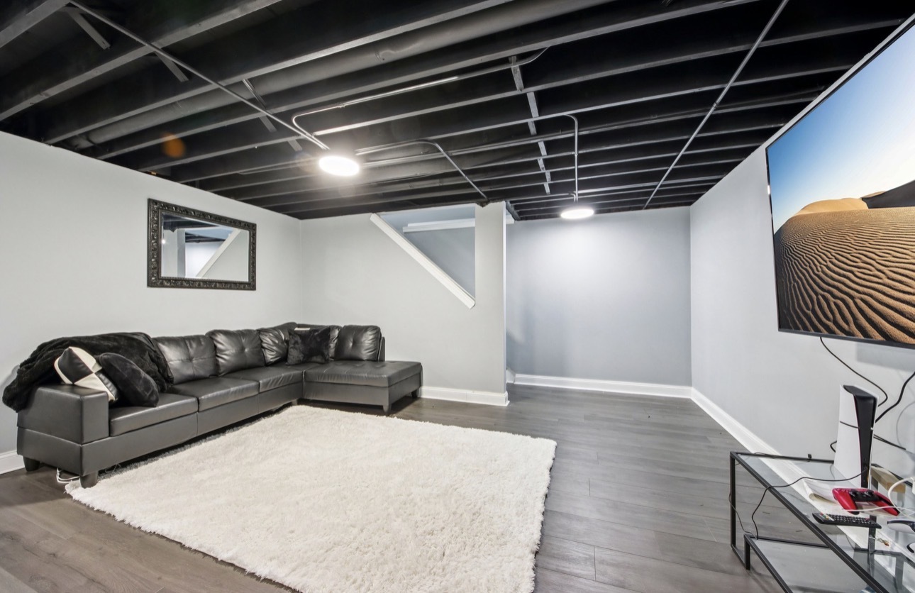 19328 Woodfield Court, Tinley Park, IL 60487