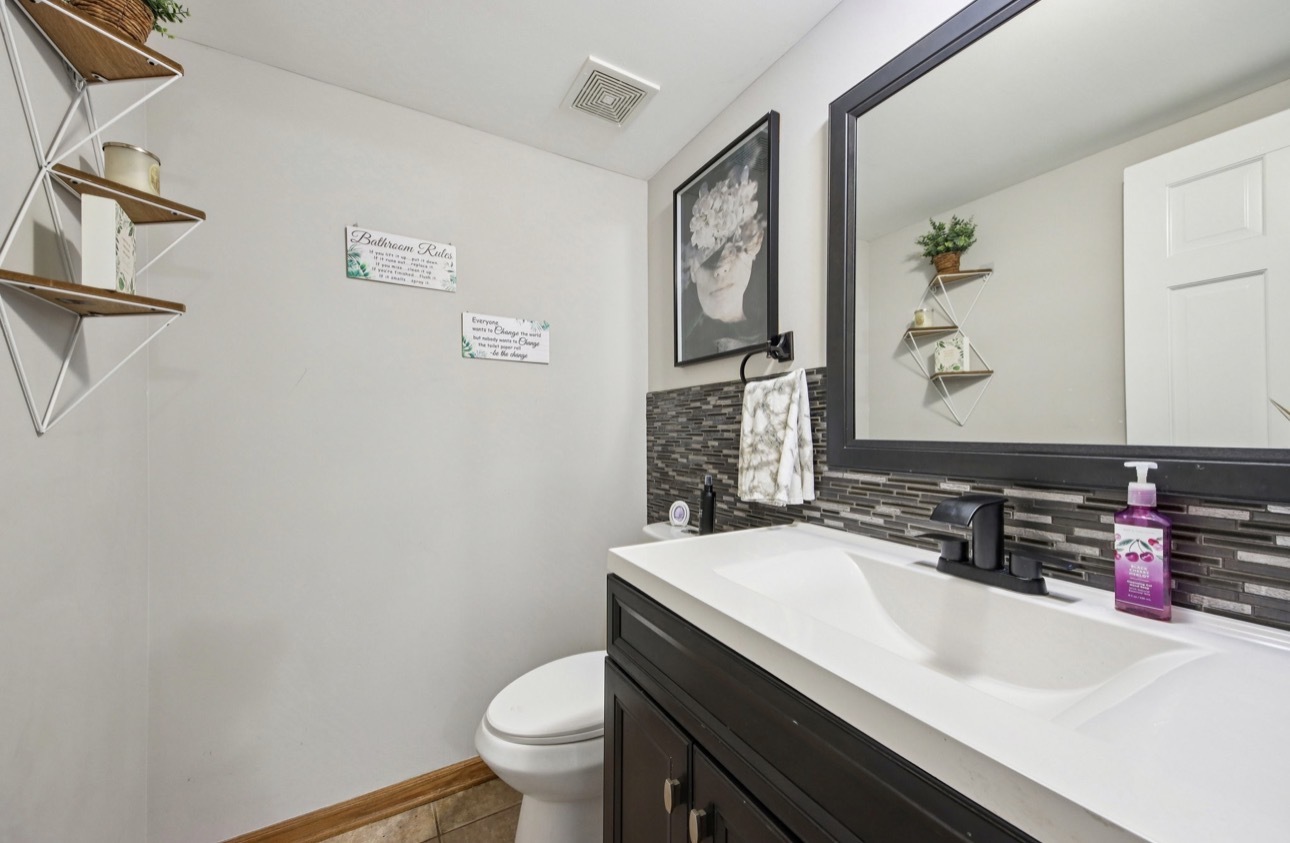 19328 Woodfield Court, Tinley Park, IL 60487