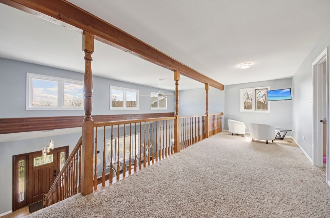 19328 Woodfield Court, Tinley Park, IL 60487