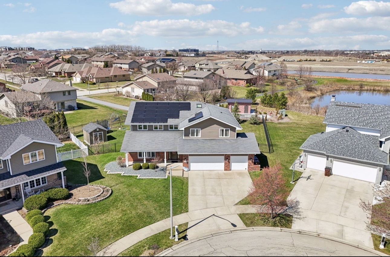 19328 Woodfield Court, Tinley Park, IL 60487