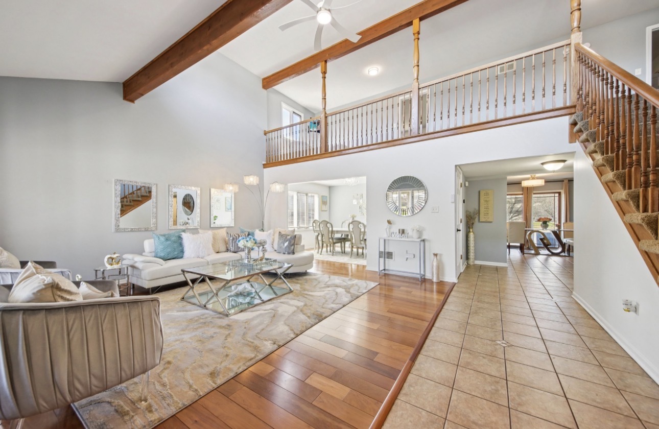 19328 Woodfield Court, Tinley Park, IL 60487