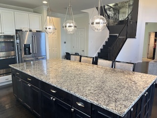 16W764 Hawthorne Court, Willowbrook, IL 60527