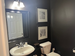 16W764 Hawthorne Court, Willowbrook, IL 60527