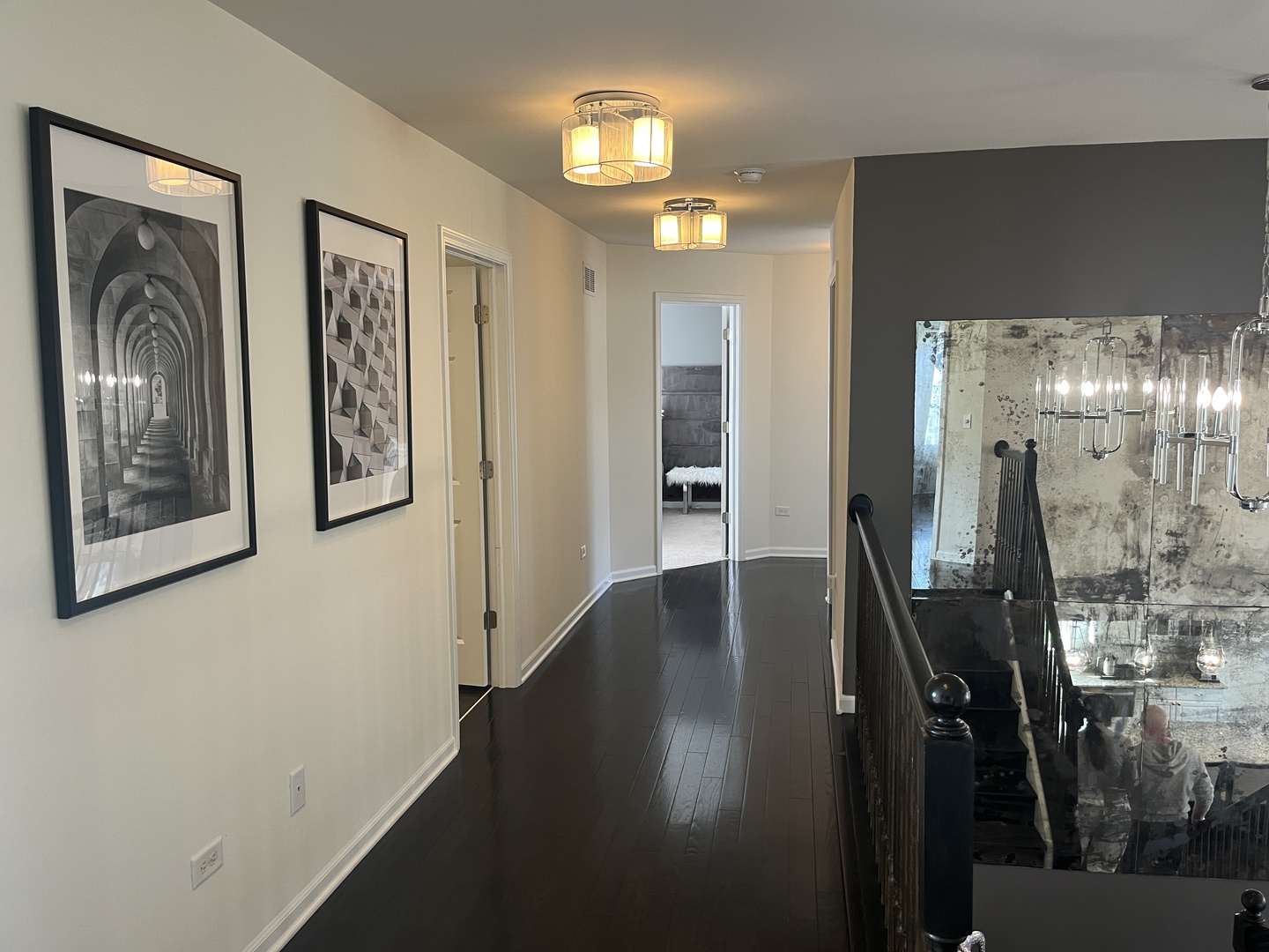 16W764 Hawthorne Court, Willowbrook, IL 60527