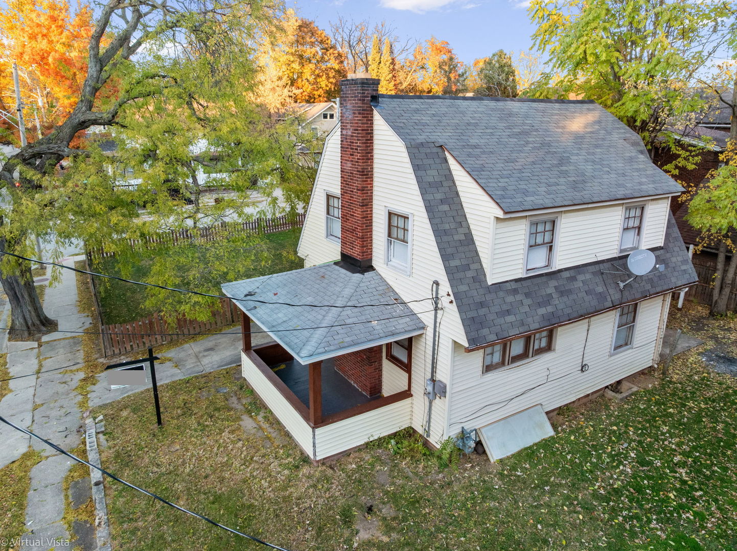 233 Oakwood Avenue, Rockford, IL 61101