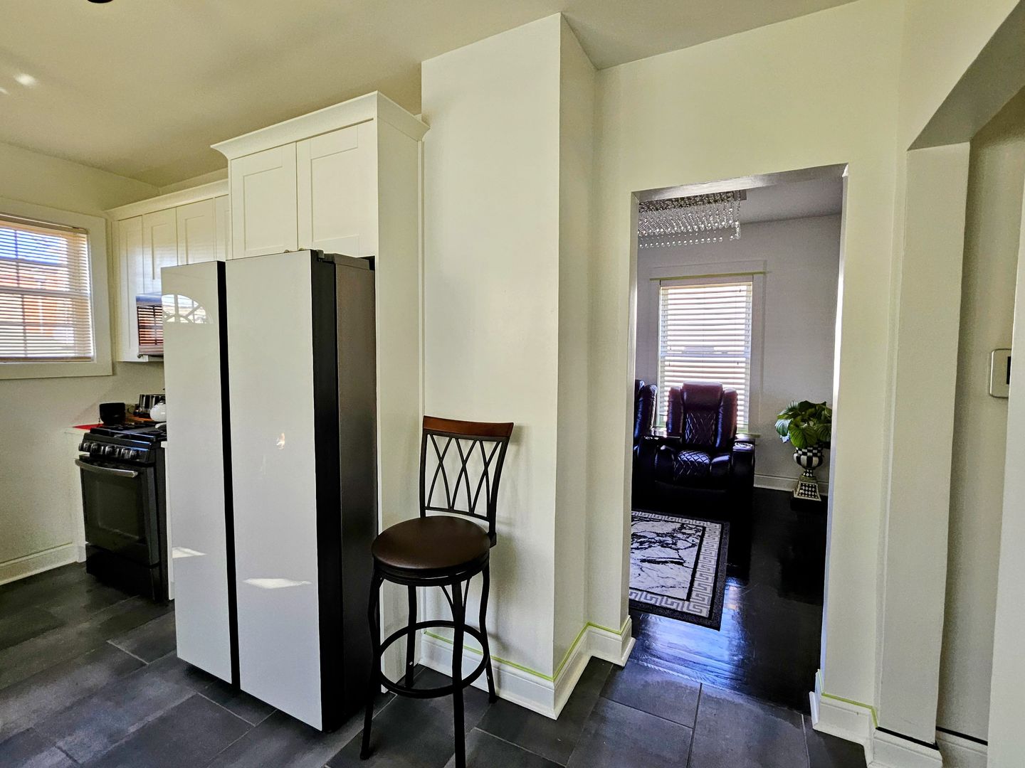 5254 W Monroe Street, Chicago, IL 60644