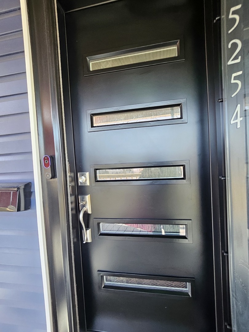 5254 W Monroe Street, Chicago, IL 60644