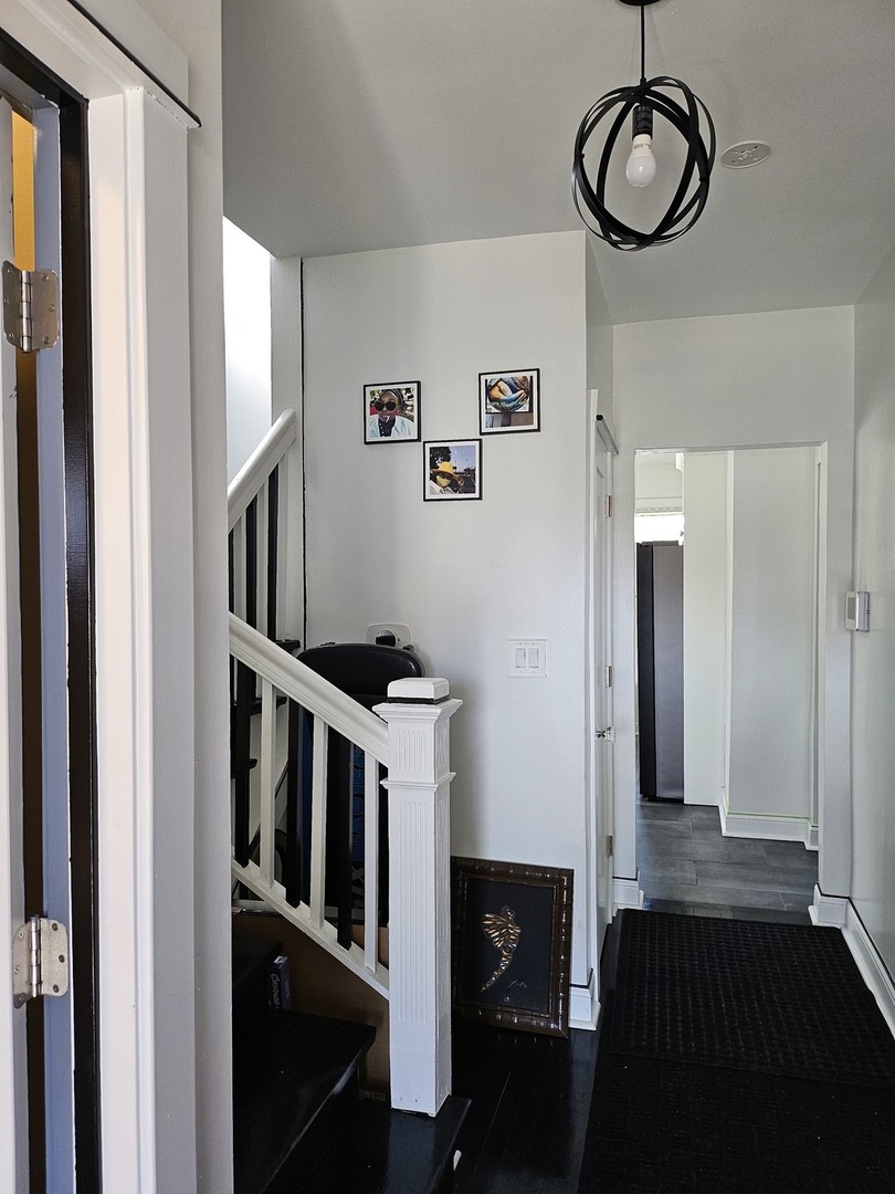 5254 W Monroe Street, Chicago, IL 60644