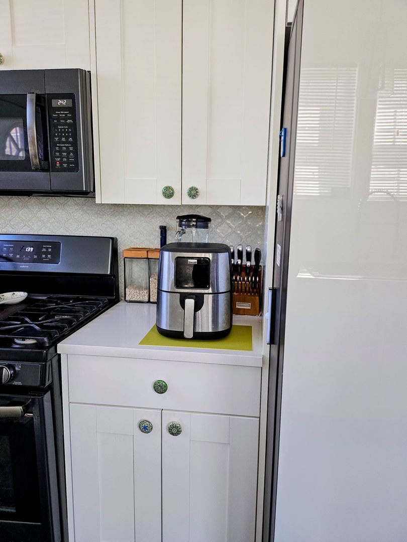 5254 W Monroe Street, Chicago, IL 60644