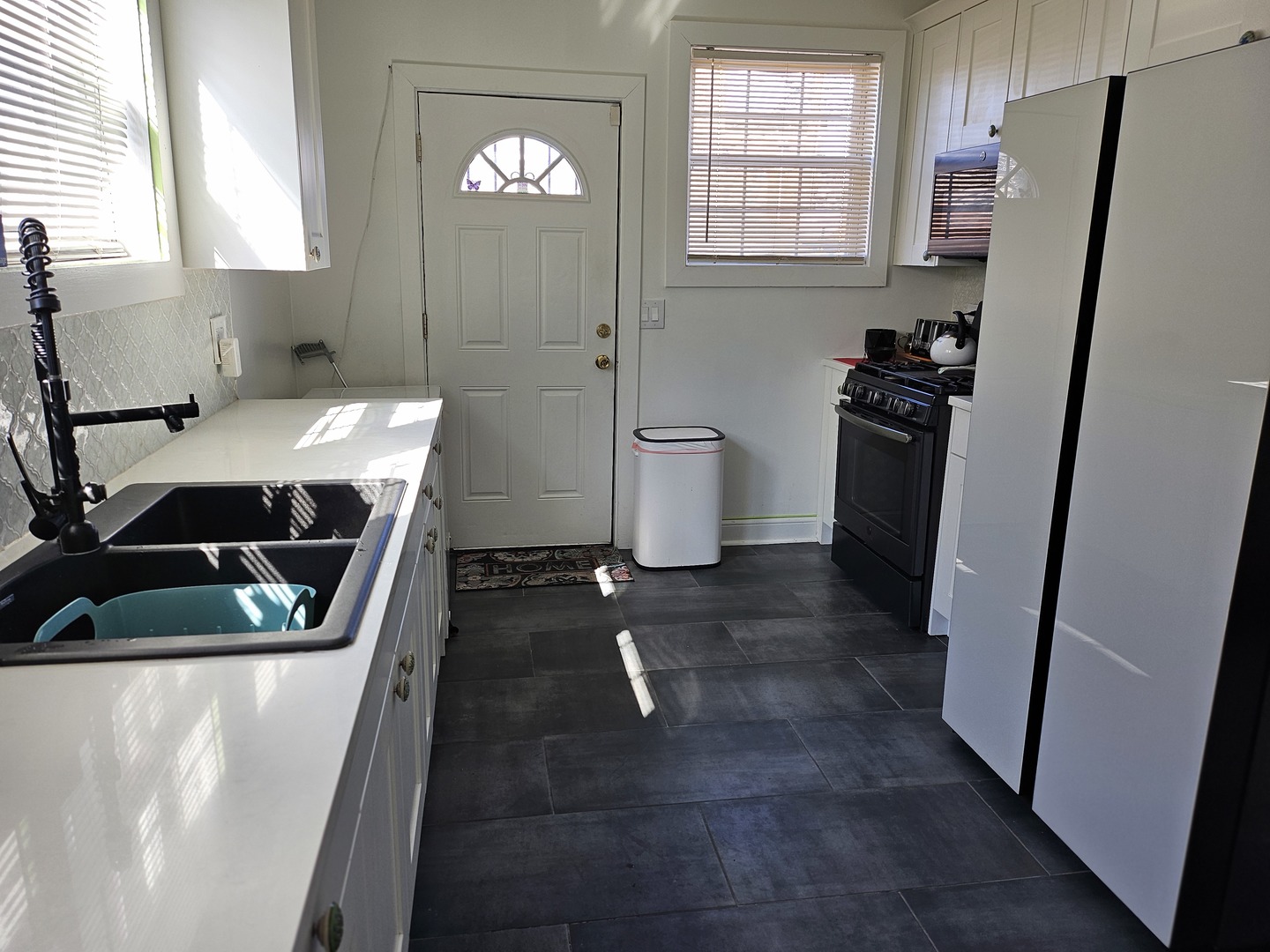 5254 W Monroe Street, Chicago, IL 60644