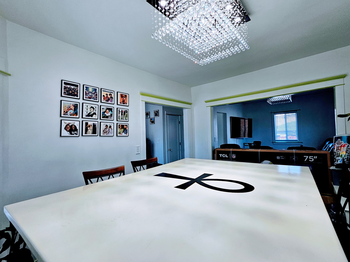 5254 W Monroe Street, Chicago, IL 60644