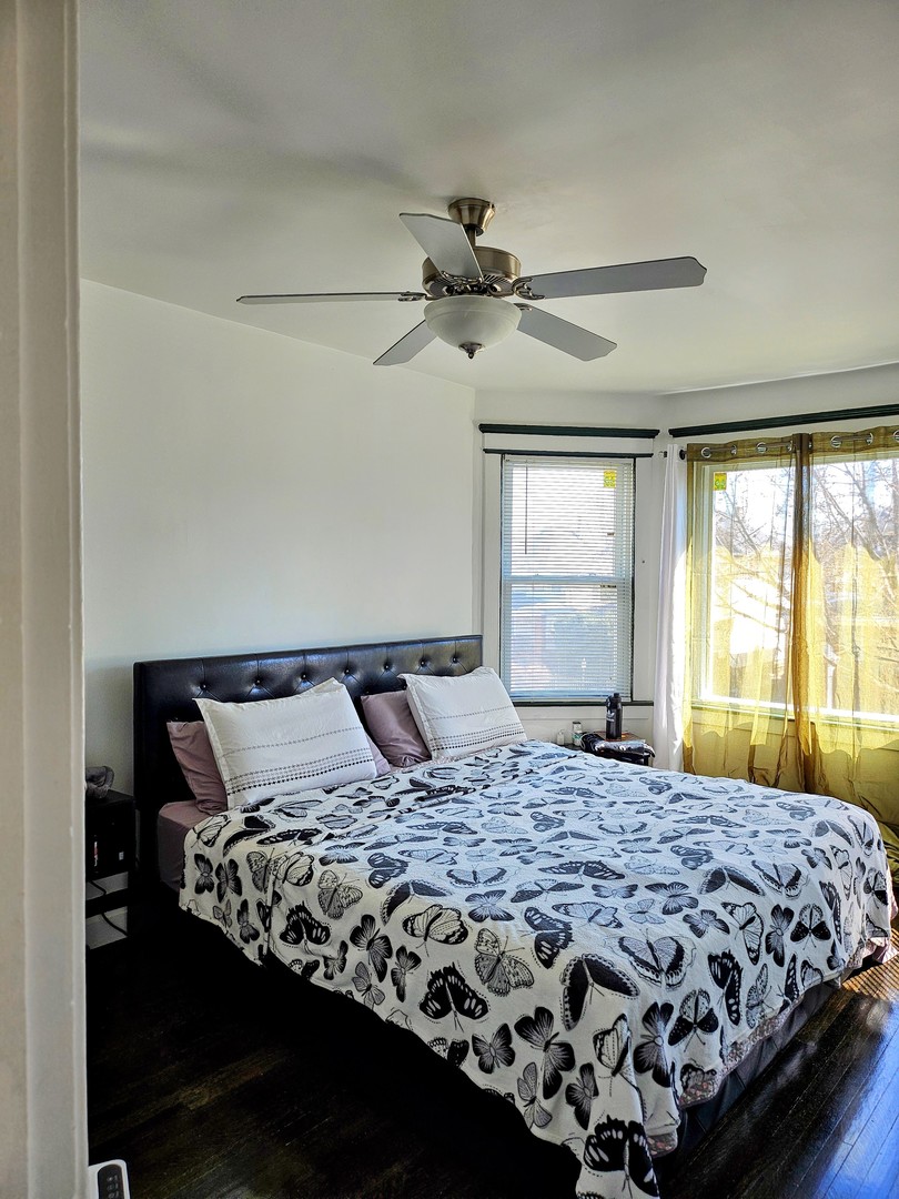 5254 W Monroe Street, Chicago, IL 60644