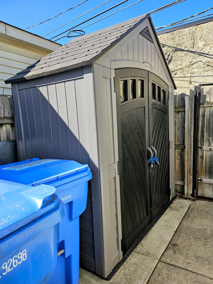 5254 W Monroe Street, Chicago, IL 60644