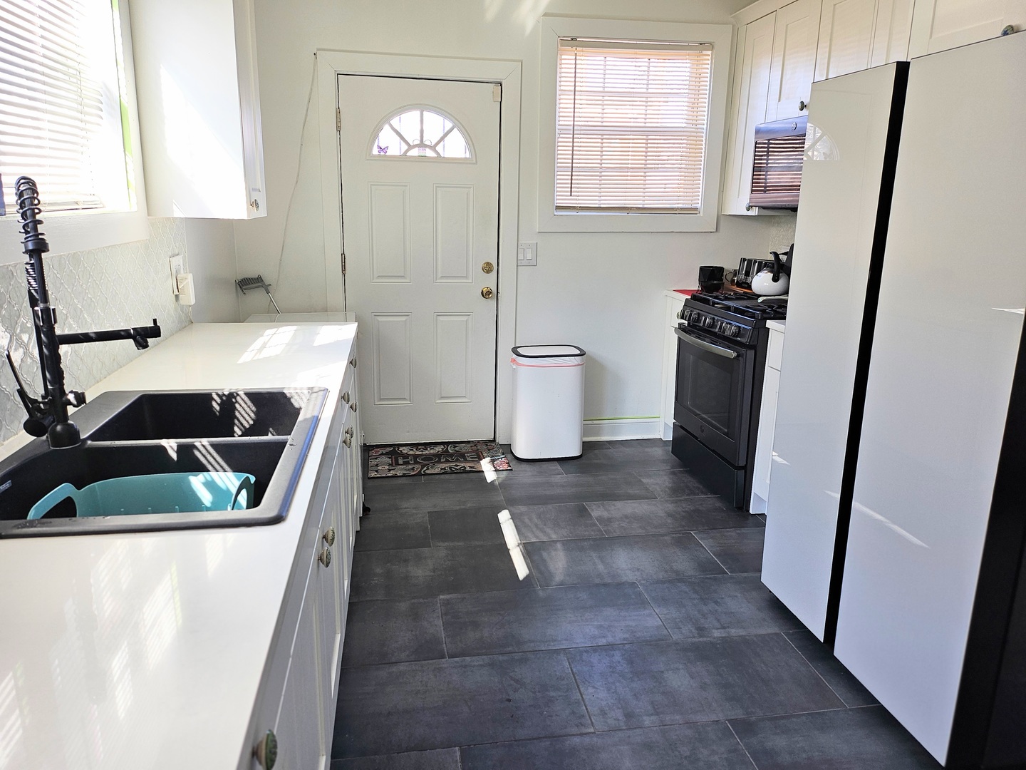 5254 W Monroe Street, Chicago, IL 60644