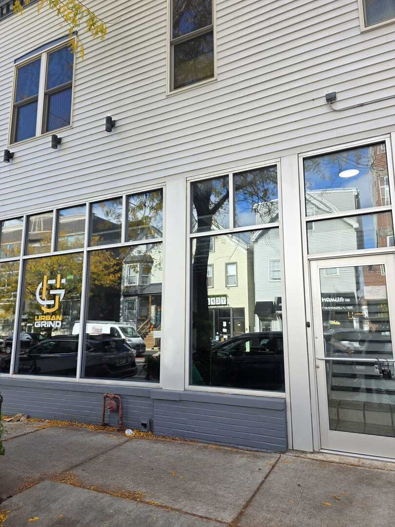 2329 W Belmont Avenue #2E, Chicago, IL 60618