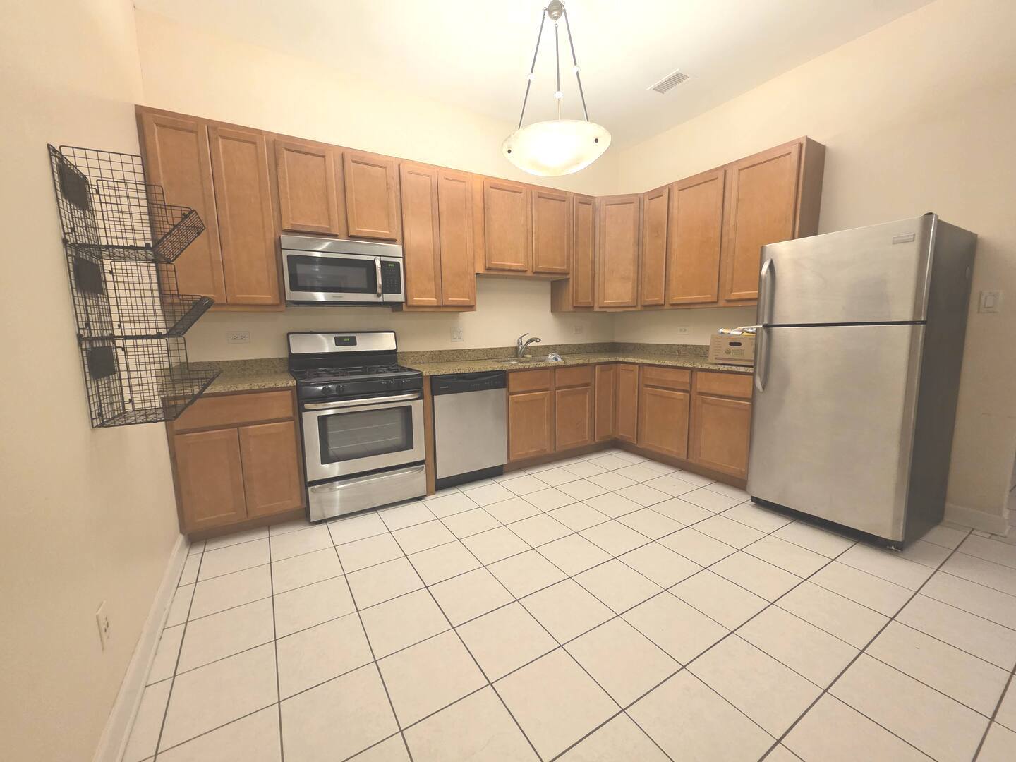 2329 W Belmont Avenue #2E, Chicago, IL 60618